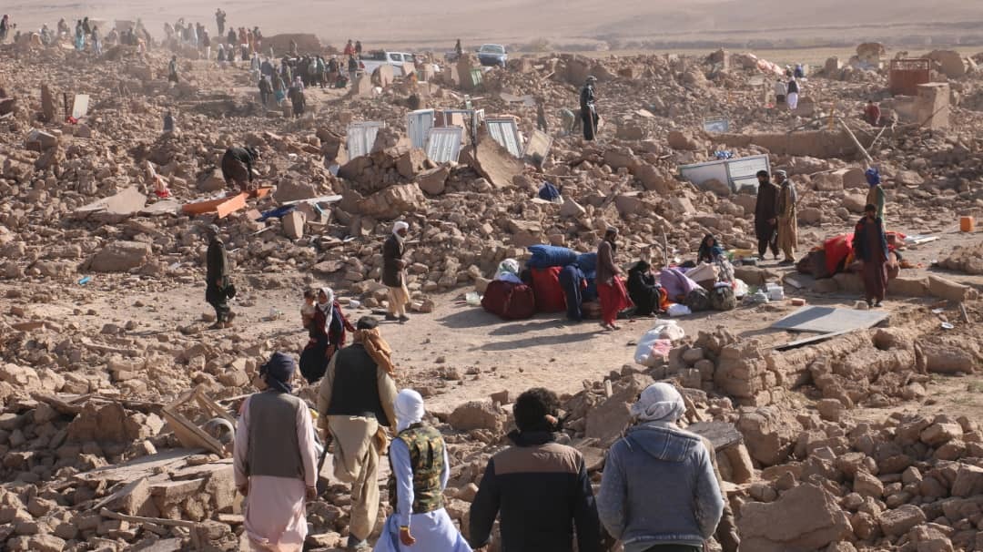 بحران انسانی گسترده در افغانستان همزمان با زلزله‌های مرگبار