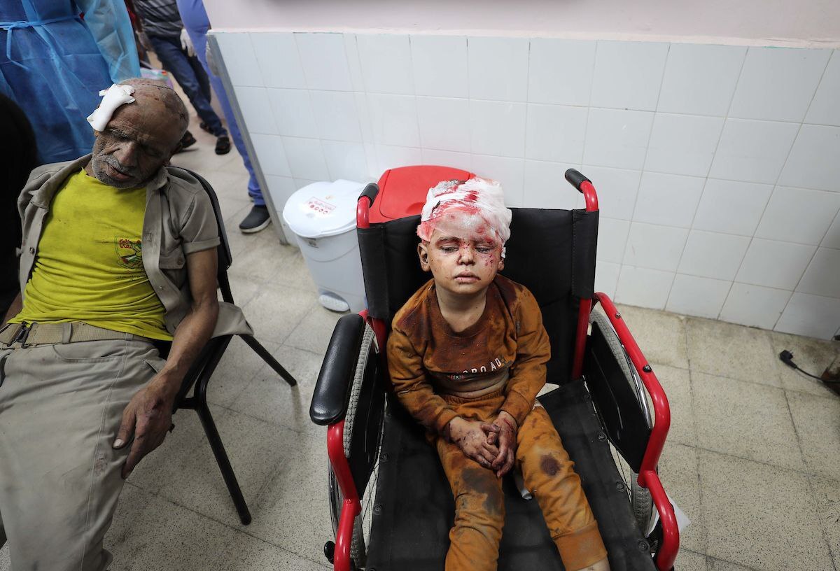 شمار شهدای غزه به ۲ هزار و ۲۱۵ نفر رسید/ هلاکت هزار و ۴۰۰ نظامی رژیم صهیونیستی/ ضرب‌الاجل ارتش اشغالگر برای تخلیه بیمارستان‎های غزه