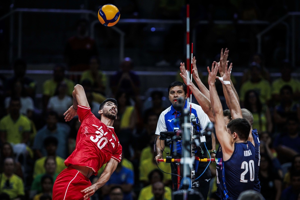 واکنش باشگاه شهداب یزد به انتقال ملی‌پوش والیبال به پیکان/ بدون حق رشد، کارت بازی نمی‌دهیم