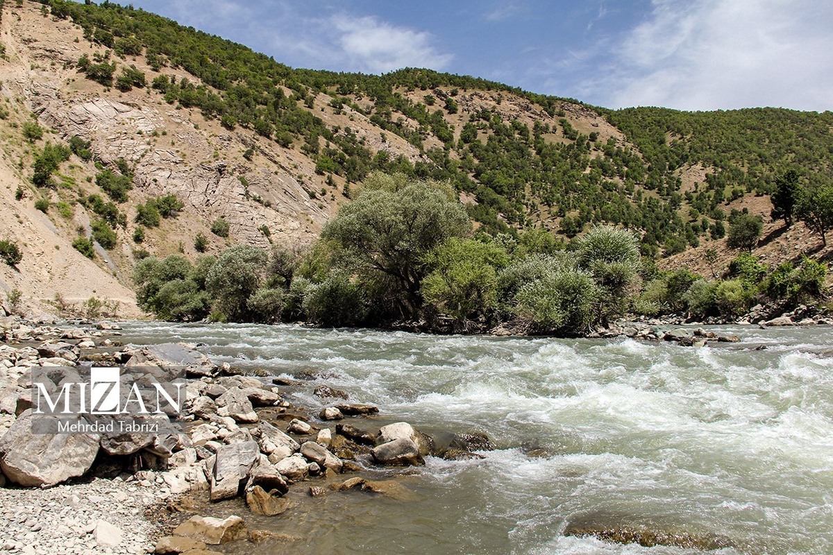 توقف در حاشیه رودخانه‌ها ممنوع/ در تردد از محور سولقان-امامزاده داوود (ع) احتیاط کنید