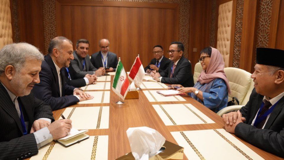 امیرعبداللهیان: مقاومت در منطقه مستقل تصمیم میگیرد امیرعبداللهیان: مقاومت در منطقه مستقل تصمیم میگیرد