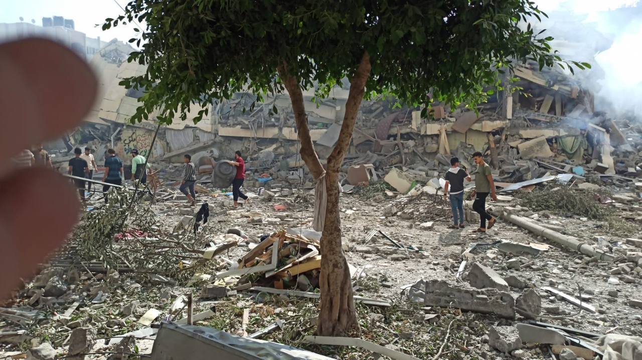 تداوم حملات رژیم صهیونیستی به نوار غزه/احتمال بازگشایی گذرگاه رفح/ ۳ هزار و ۵۴۷ فلسطینی شهید و ۱۳ هزار و ۳۶۵ نفر دیگر مجروح شدند