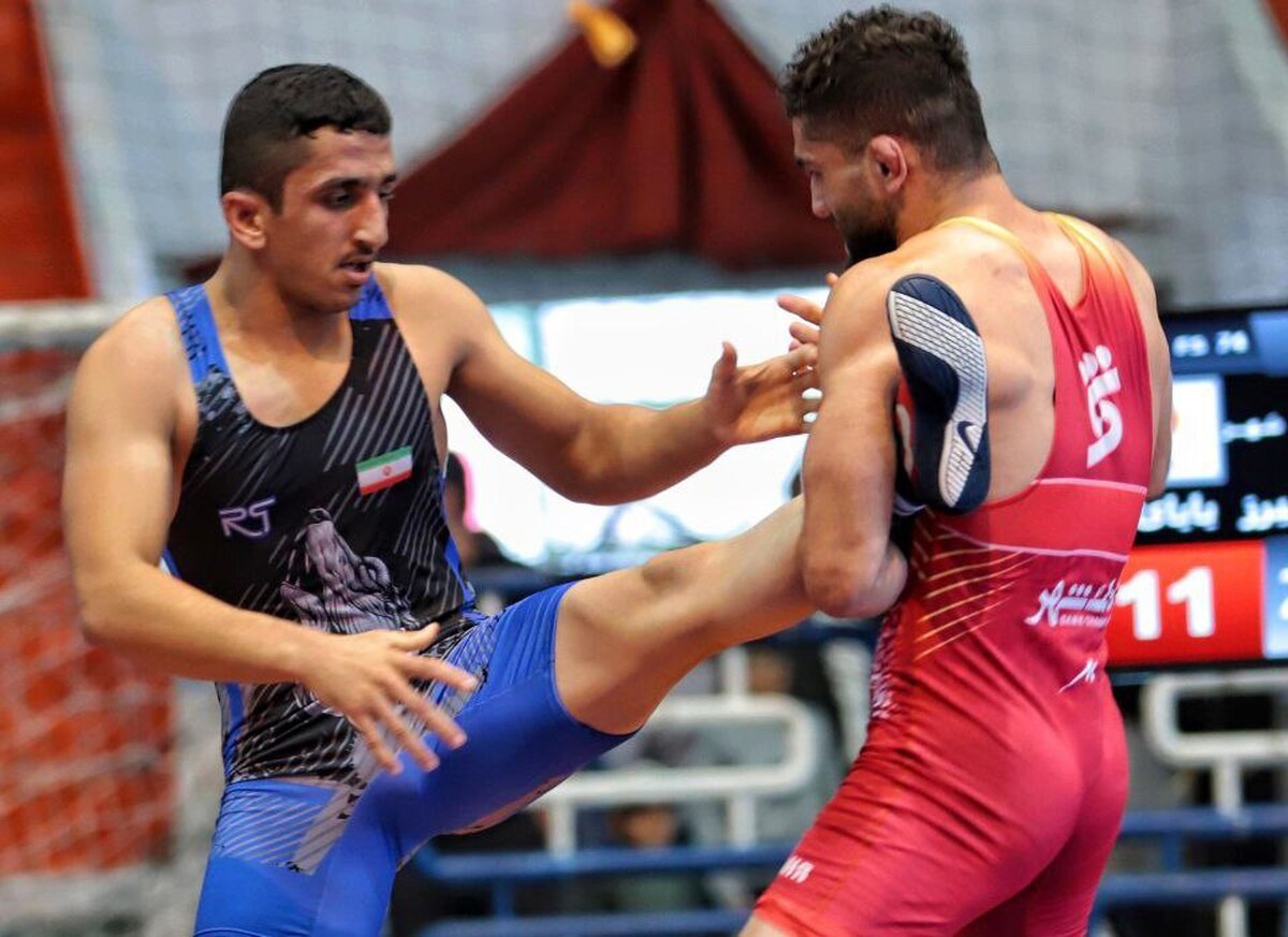 لیگ برتر کشتی آزاد| بانک شهر از سد دانشگاه آزاد گذشت/ شکست نایب قهرمان جهان مقابل کشتی‌گیر ۱۹ ساله 