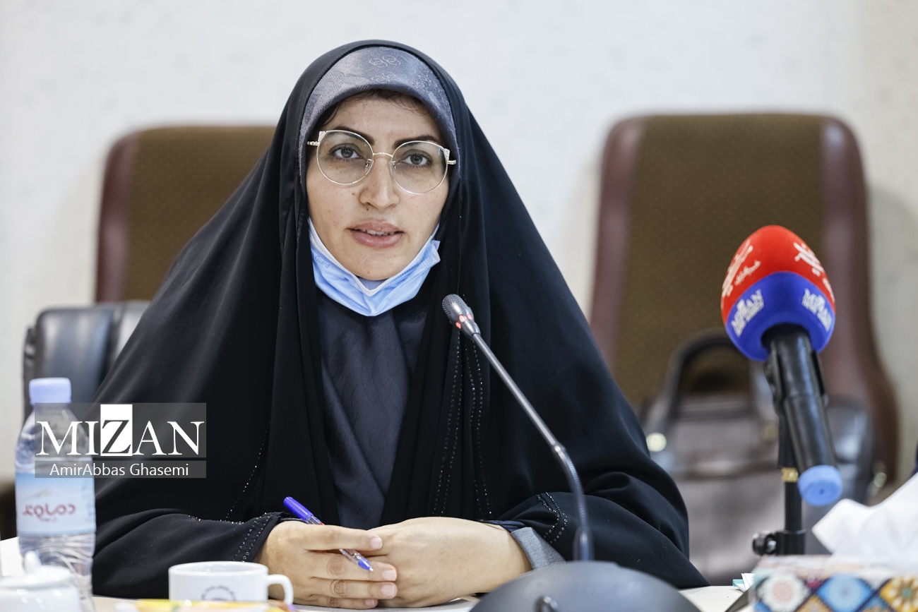 نشست تخصصی بررسی قانون حمایت از کودکان در ایران نشست تخصصی بررسی قانون حمایت از کودکان در ایران