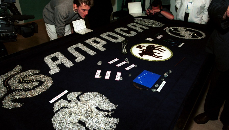 پیشنهاد گروه ۷ برای تحریم الماس روسیه و تاثیرات آن بر بازار جهانی