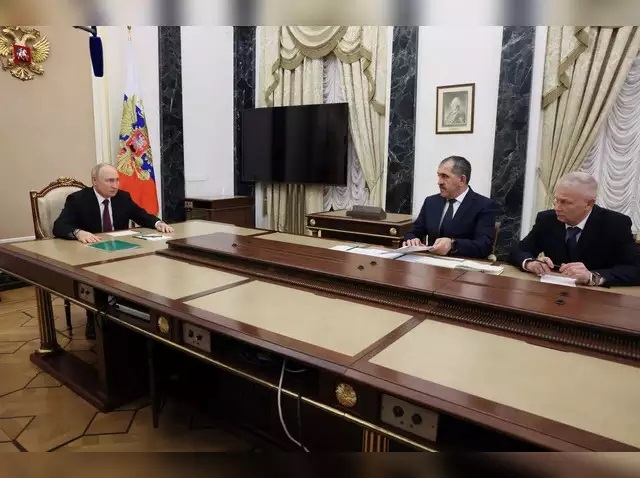 دیدار «سدوی» با پوتین؛ واگنر به جنگ اوکراین باز میگردد؟ دیدار «سدوی» با پوتین؛ واگنر به جنگ اوکراین باز میگردد؟