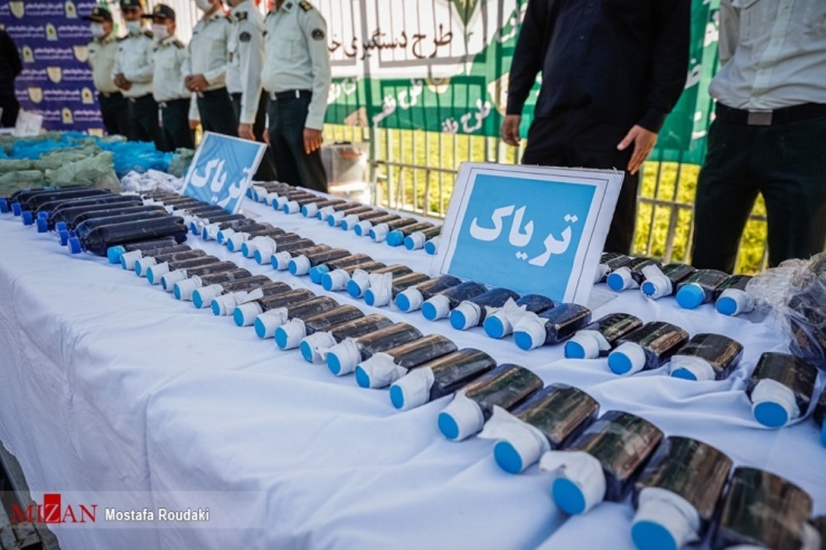 یک تن و ۳۳۰ کیلوگرم مواد مخدر در کرمانشاه کشف شد