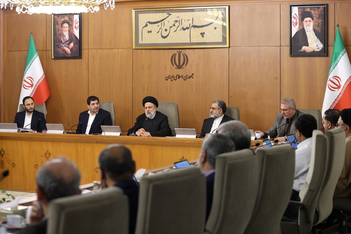 رئیس جمهور: سازمان برنامه با واقعی‌کردن درآمد‌ها و مصارف، جلوگیری از کسری بودجه را مورد توجه ویژه قرار دهد