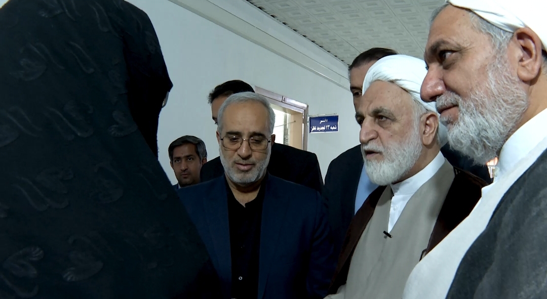 حجت‌الاسلام والمسلمین محسنی اژه‌ای: نقش تولید در جنگ ترکیبی برای خنثی کردن تحریم‌های ظالمانه، نقشی اثرگذار است/ مبارزه بدون تبعیض و بدون تعارف با فساد و مفسد در عرصه‌های گوناگون، جزو اولویت‌های اصلی قوه قضاییه است