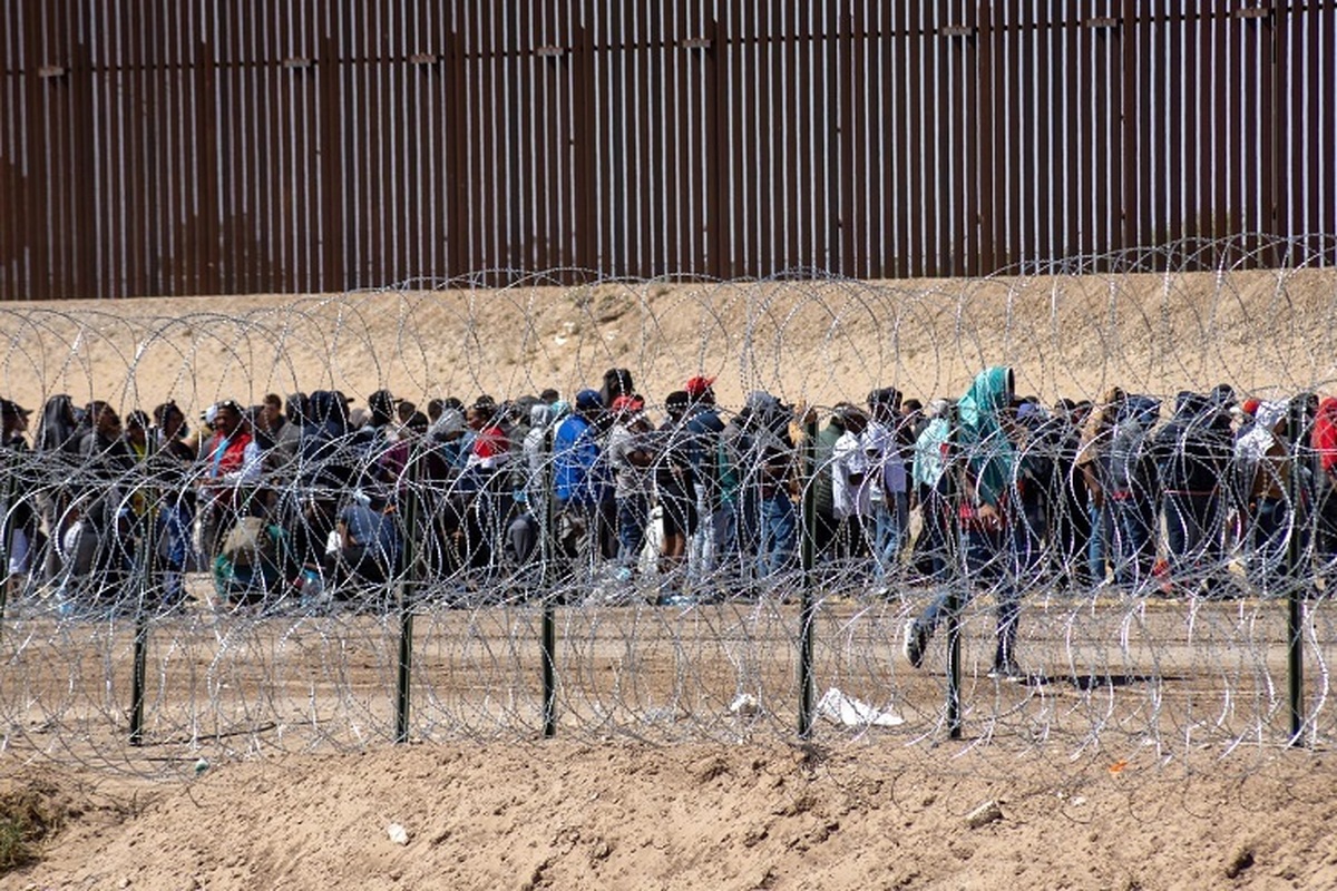 افزایش تعداد مهاجران بازداشت شده در مرز آمریکا و مکزیک