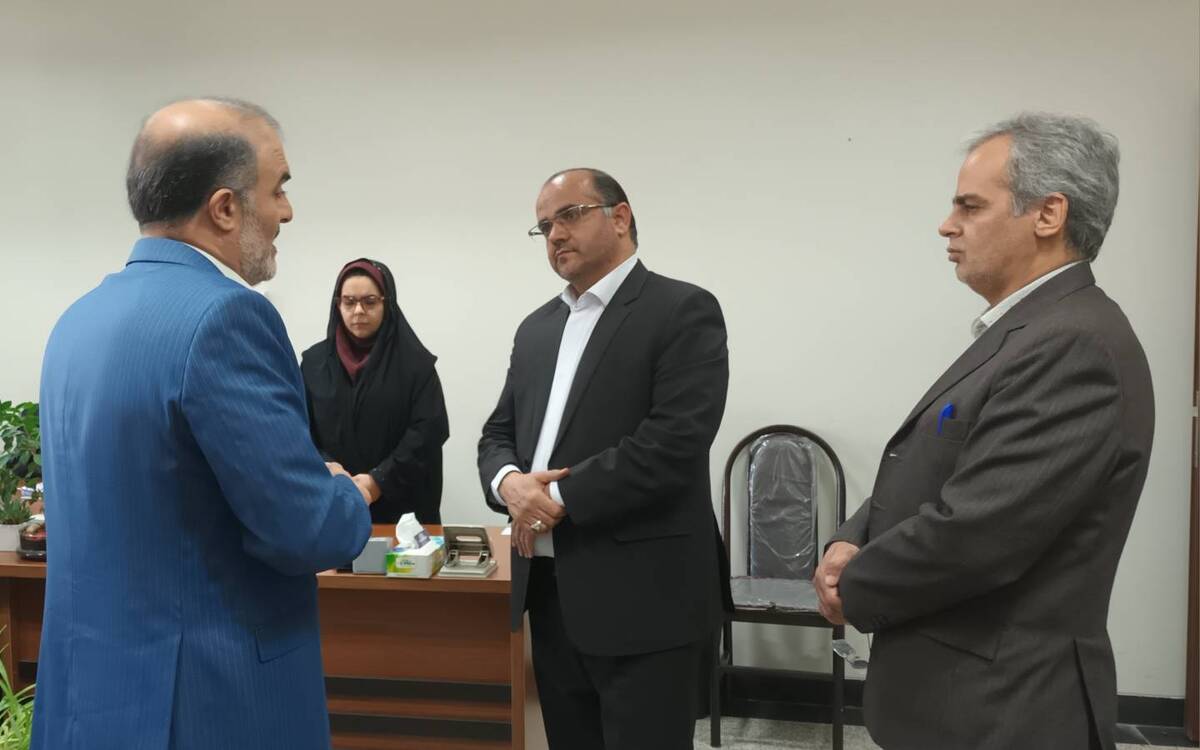 رئیس کل دادگاه‌های عمومی و انقلاب تهران از مجتمع قضایی ویژه اطفال و نوجوانان بازدید کرد