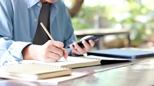 اینفوگرافیک | ۱۵۷۰؛ خط تلفنی اورژانس دانش‌آموزی برای ارائه مشاوره رایگان