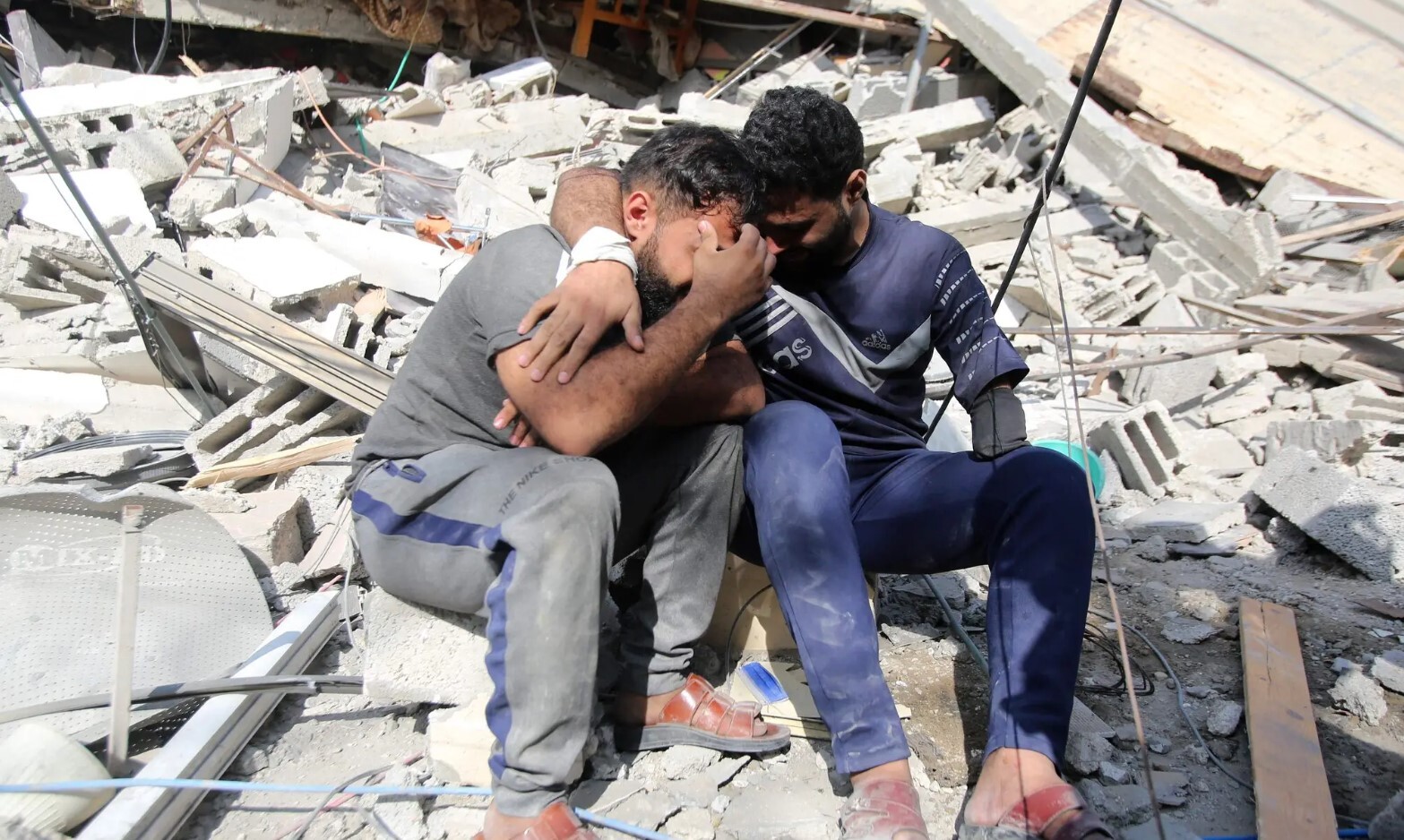 نگاهی مقایسه‌ای به بی‌سابقه‌ترین جنایت بشری رژیم صهیونیستی در غزه