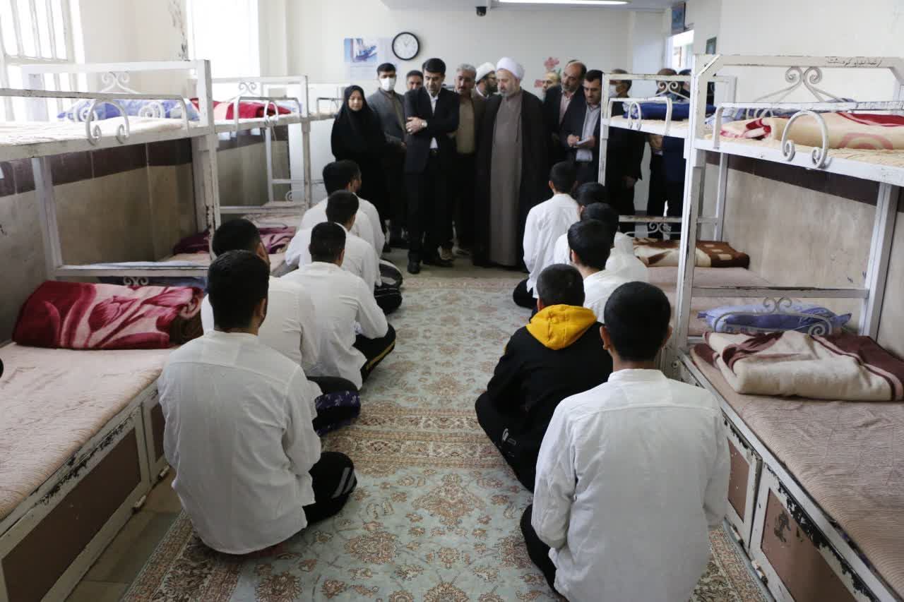 تلاش ستاد دیه برای آزادی مددجویان نیازمند/ ۱۸۵ نفر از زندانیان جرایم غیرعمد لرستان از آغاز سال‌جاری تا کنون از زندان آزاد شدند