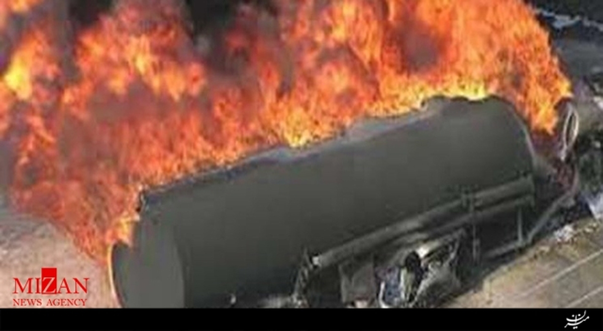 واژگونی تانکر سوخت حامل گازوئیل در بلوار کوهسار