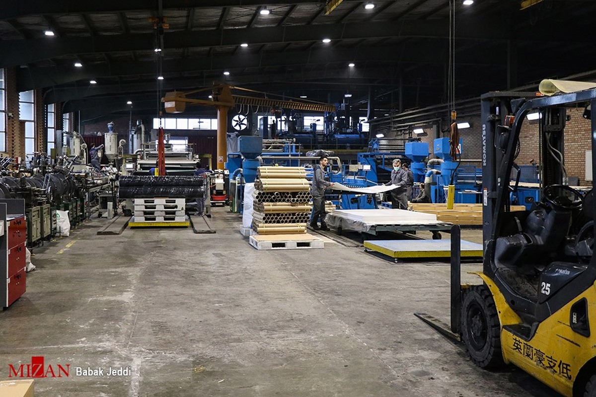 مشکلات ۶ واحد تولیدی در ستاد اقتصاد مقاومتی استان خوزستان رسیدگی شد