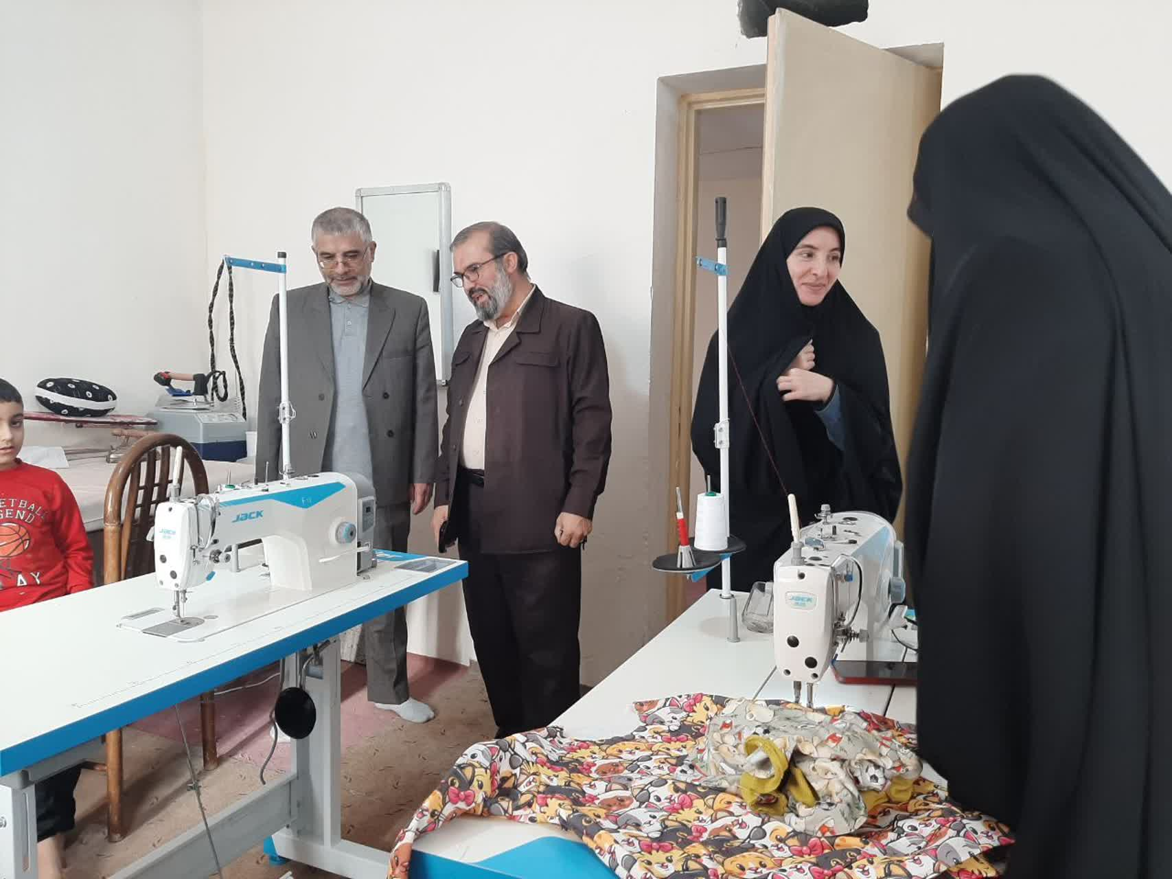 حمایت دستگاه قضا از گرو‌های مردم‌نهاد در راستای ایجاد تولید و اشتغال/ قرارگاه مردمی شهید حمید هاشمی با تلاش دادستانی همدان برای ۲ هزار نفر در استان شغل ایجاد کرده است