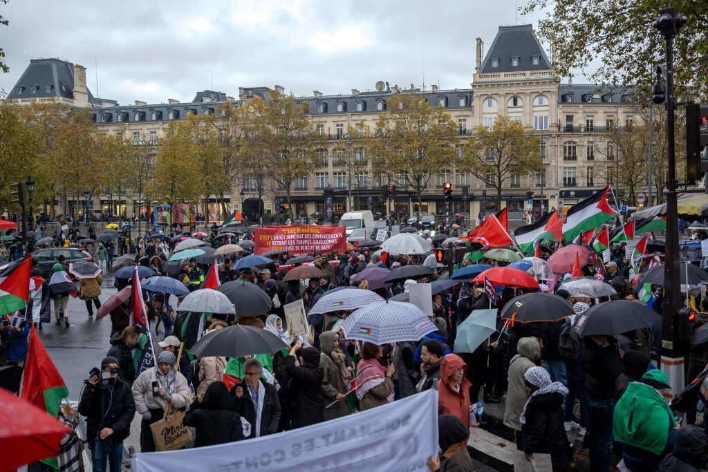 تعداد شهدا به بیش از ۱۲ هزار و ۳۰۰ نفر رسید/ تداوم بمباران مناطق مسکونی و مراکز درمانی غزه