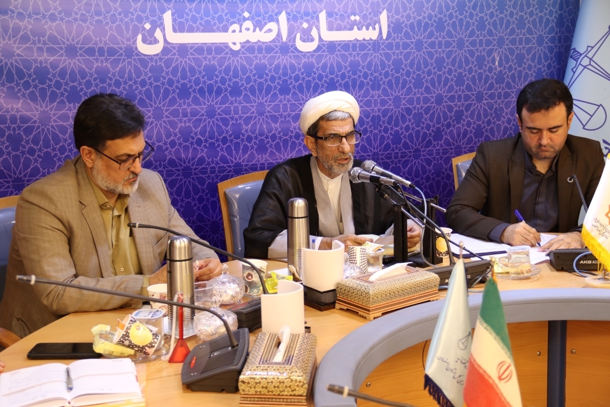رئیس کل دادگستری اصفهان: گزارش تخلفات انتخاباتی در کمیته‌های زیرمجموعه ستاد پیشگیری از جرایم انتخاباتی استان بررسی می‌شود