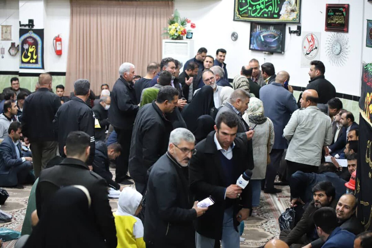 مسئولان قضایی استان کرمانشاه به درخواست‌های ۲۰۰ نفر از مردم در مسجد الزهرا رسیدگی کردند