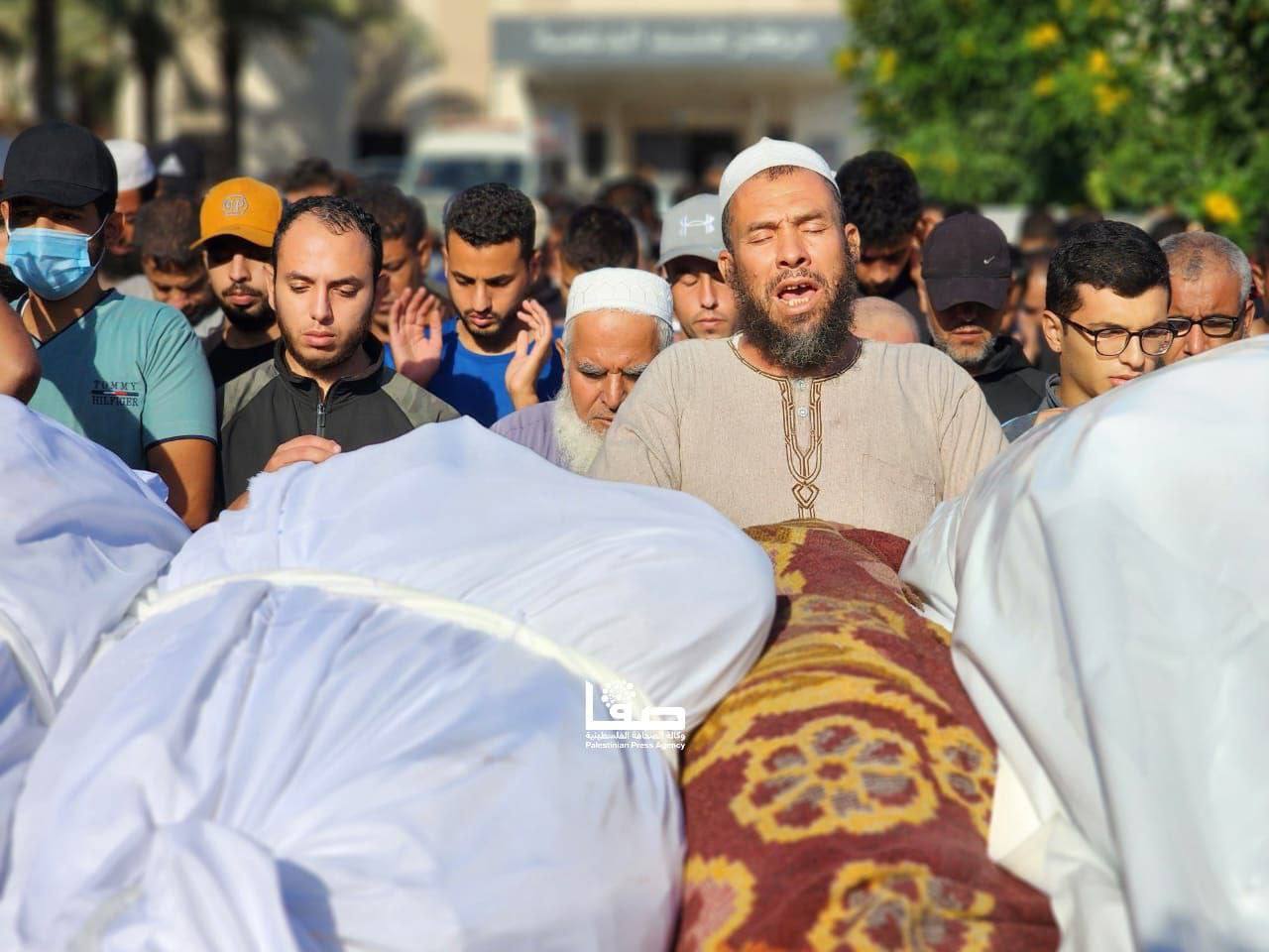 ادامه بمباران مناطق مسکونی غزه/ گردان‌های القسام بالگرد رژیم صهیونیستی را ساقط کرد