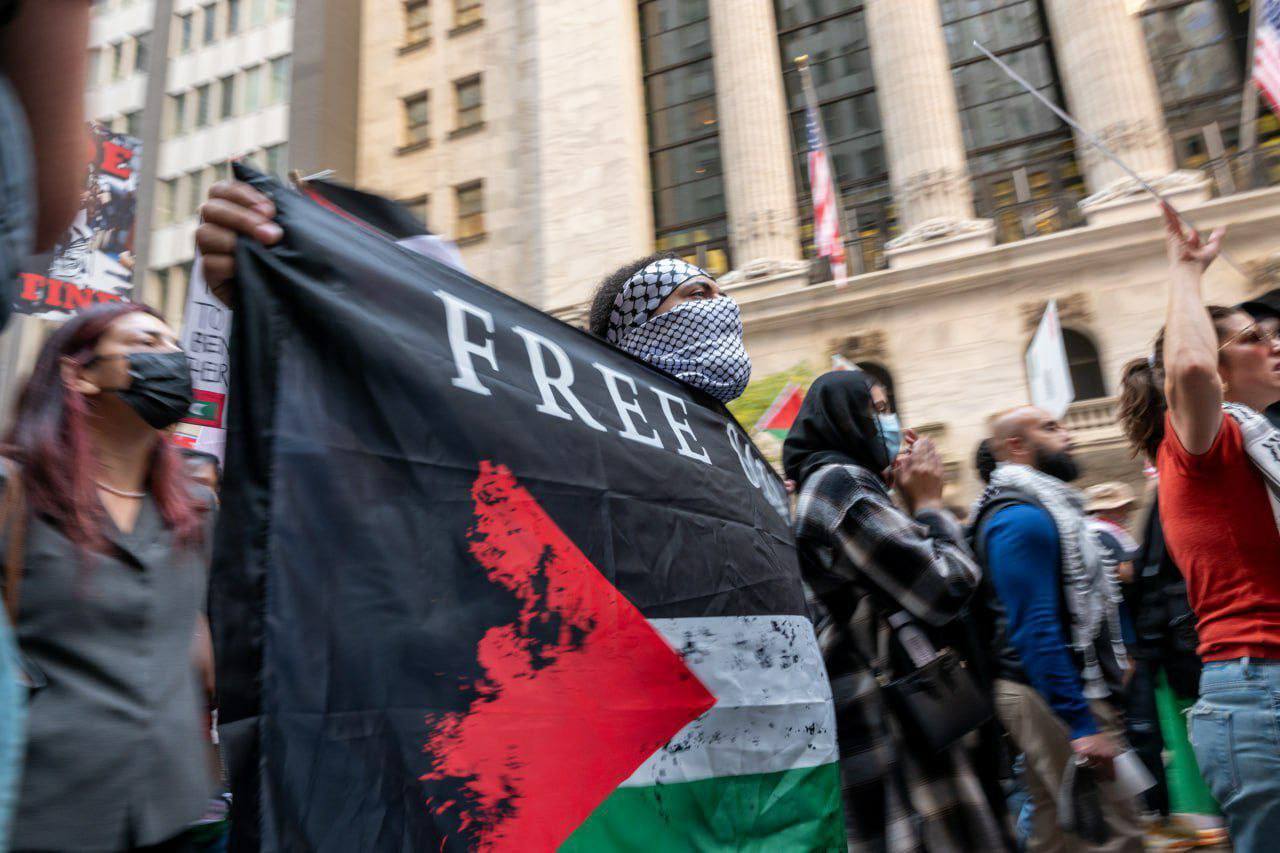 ادامه حملات رژیم صهیونیستی به مناطق مسکونی غزه/ تظاهرات همبستگی با فلسطین در آمریکا