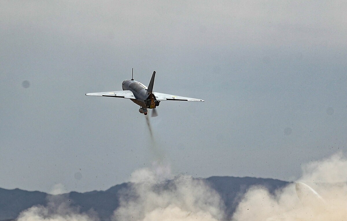 دقت و نطقه‌زنی پهپاد انهدامی آرش در رزمایش اقتدار ۱۴۰۲/ شناسایی منطقه رزمایش توسط پهپاد‌های مهاجر۲ و مهاجر۶