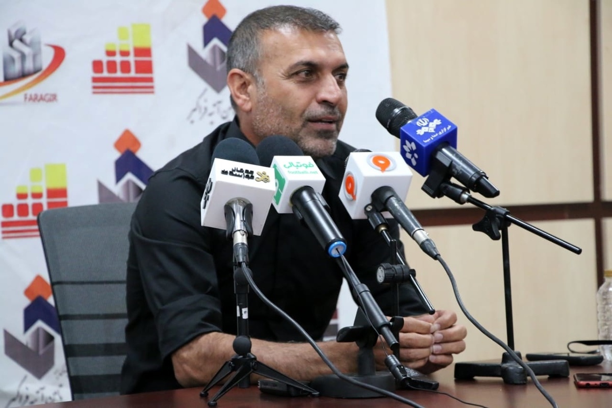 ویسی: مقابل استقلال خوزستان امتیاز نگیریم وارد بحران می‌شویم/ خانزاده هنوز آماده بازی نیست