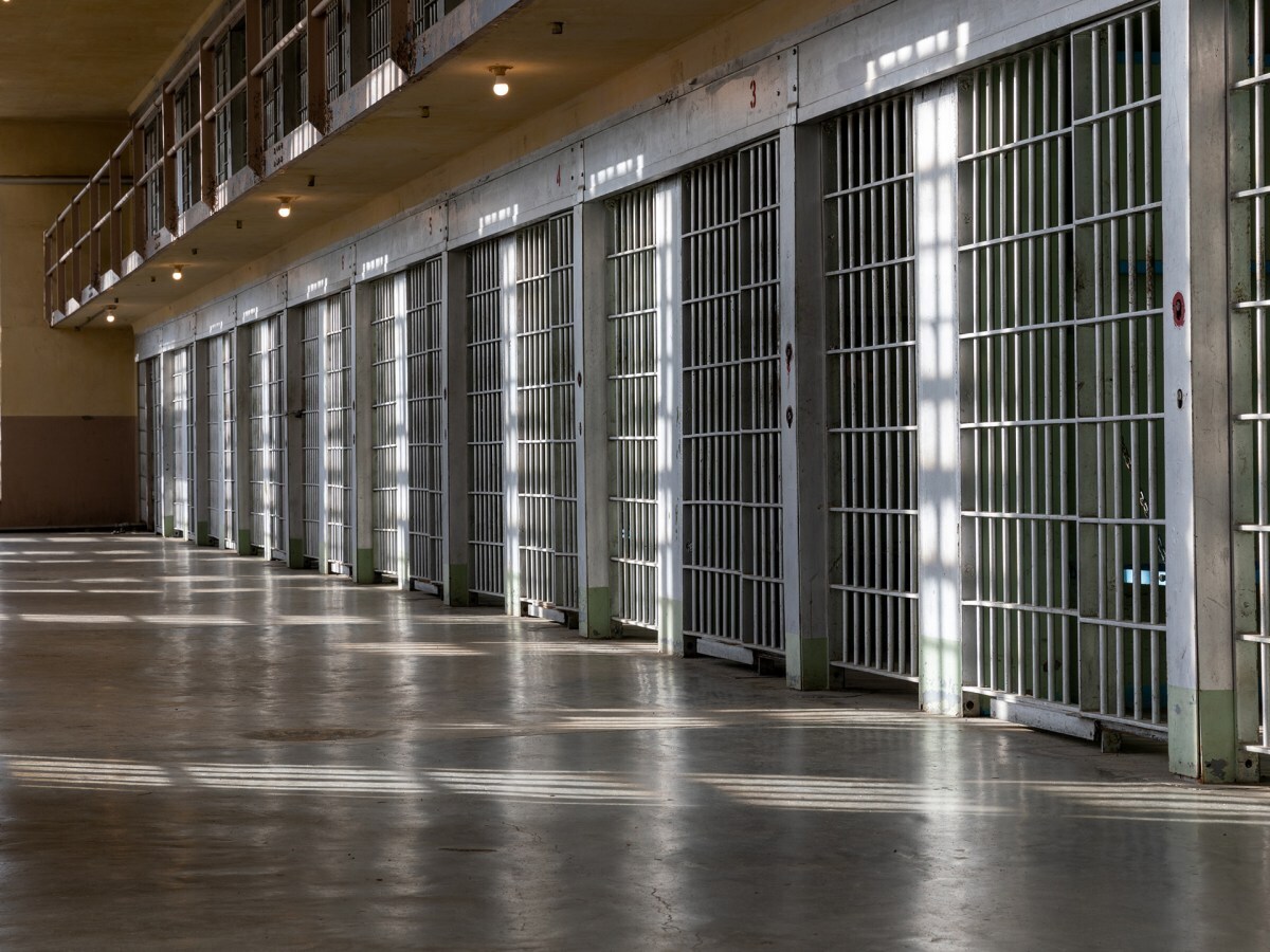 اعمال محدودیت آمریکا برای زندانیان/استفاده از هزاران عنوان کتاب ممنوع شد