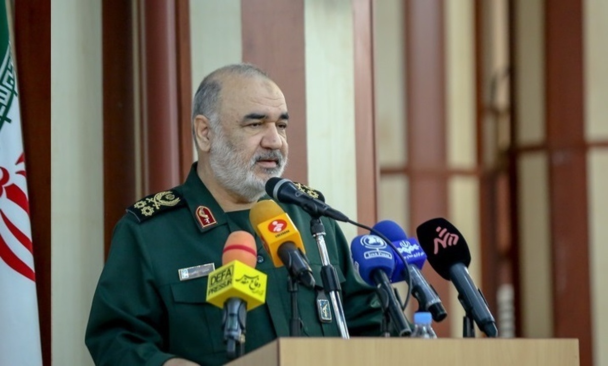 فرمانده کل سپاه: رزمندگان فلسطینی ائتلافی از بزرگترین قدرت‌های نظامی را شکست دادند