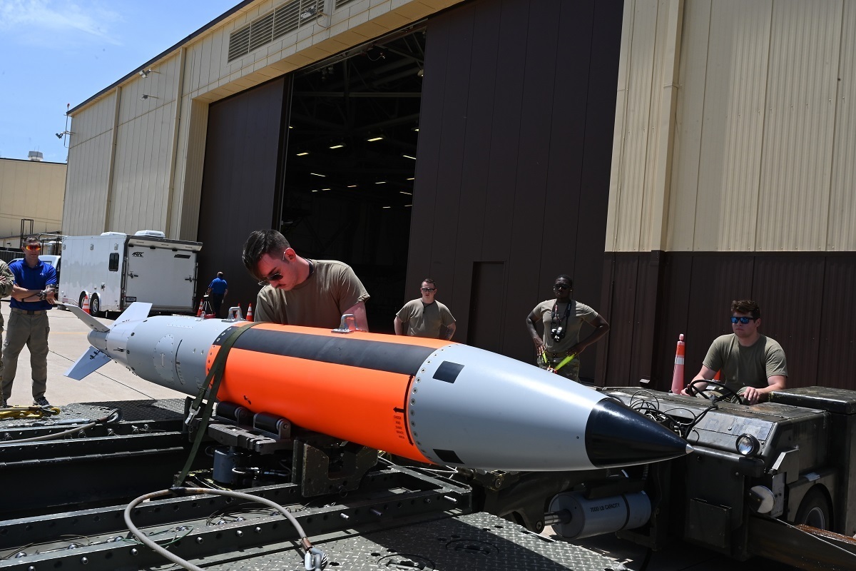 طرح آمریکا برای ساخت سلاحی بزرگ‌تر از بمب هیروشیما؛ درباره بمب گرانشی هسته‌ای چه می‎دانیم؟