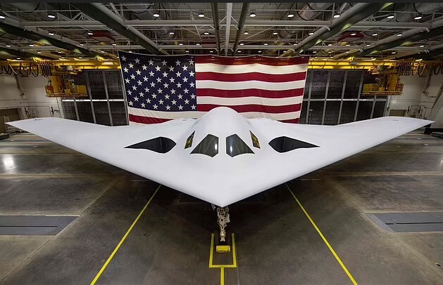 آمریکا بمب هسته‌ای ۲۴ برابر قدرتمندتر از بمب هیروشیما می‌سازد