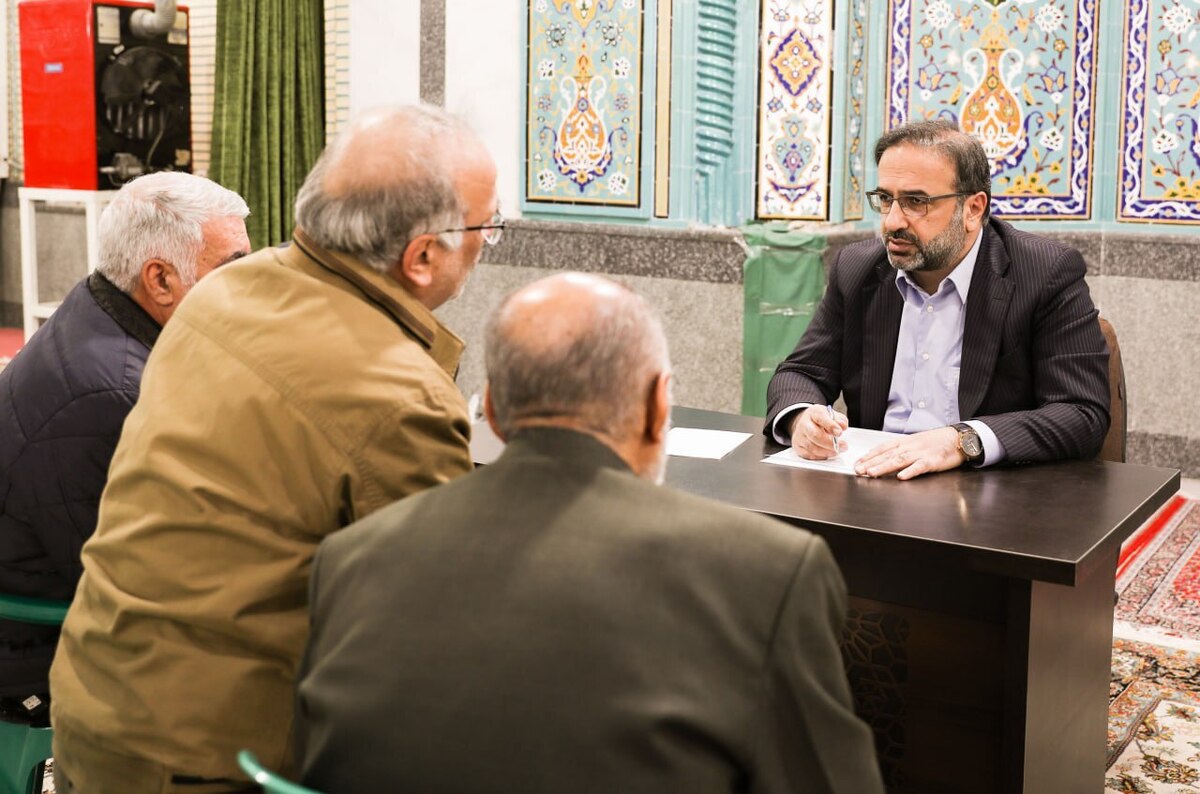 حضور رئیس کل و مسئولان دادگستری استان البرز در مسجد حضرت فاطمه (س) کرج و رسیدگی به ۱۷۰ درخواست مردمی