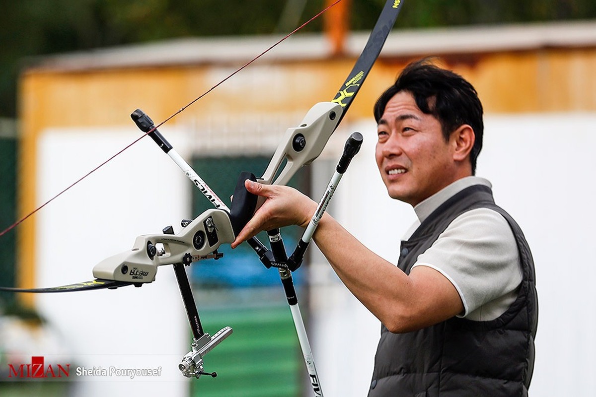 سرمربی تیم ملی تیراندازی با کمان: ورزشکاران‌مان هنوز از نظر روحی مشکل دارند/ دوست دارم با ایران به آرزویم برسم