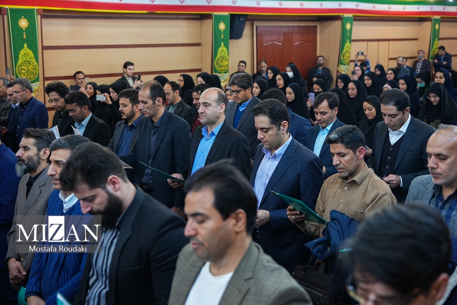 مراسم تحلیف ۱۱۰ نفر از پذیرفته شدگان آزمون سردفتران اسناد رسمی برگزار شد/ بابایی: ابلاغ انتصاب به سردفتری بیش از یک هزار نفر تا پایان دی ماه صادر می‌شود