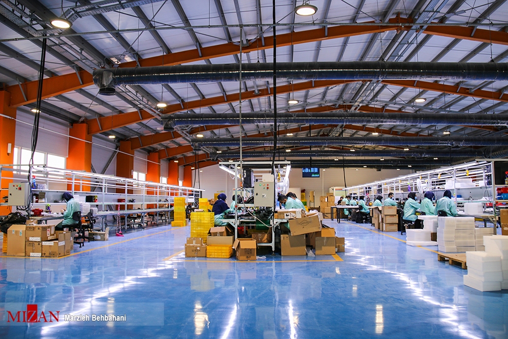 جلوگیری از تعطیلی ۲ واحد تولیدی با حمایت همه‌جانبه دادگستری استان کردستان/ نقش مؤثر و پررنگ جلسات ستاد اقتصاد مقاومتی استان در رفع مشکلات واحدهای تولیدی