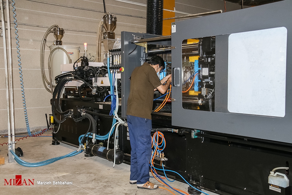 جلوگیری از تعطیلی ۲ واحد تولیدی با حمایت همه‌جانبه دادگستری استان کردستان/ نقش مؤثر و پررنگ جلسات ستاد اقتصاد مقاومتی استان در رفع مشکلات واحدهای تولیدی