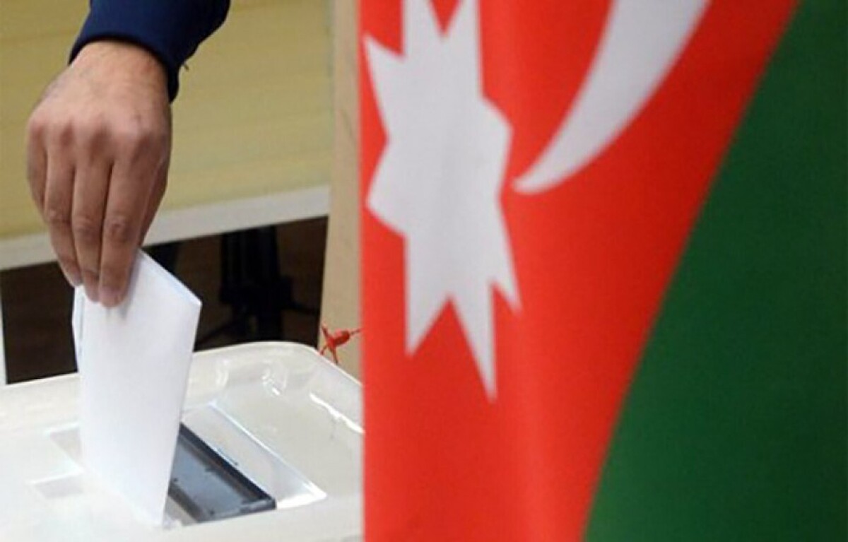 جمهوری آذربایجان انتخابات ریاست جمهوری زودهنگام برگزار می‌کند