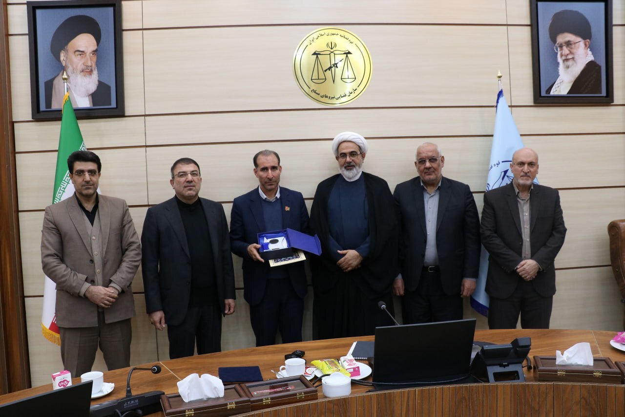 مراسم تجلیل از پژوهشگران برتر سازمان قضایی نیروهای مسلح برگزار شد/ افتتاح نمایشگاه دستاوردها و فعالیتهای پژوهشی سازمان مراسم تجلیل از پژوهشگران برتر سازمان قضایی نیروهای مسلح برگزار شد/ افتتاح نمایشگاه دستاوردها و فعالیتهای پژوهشی سازمان