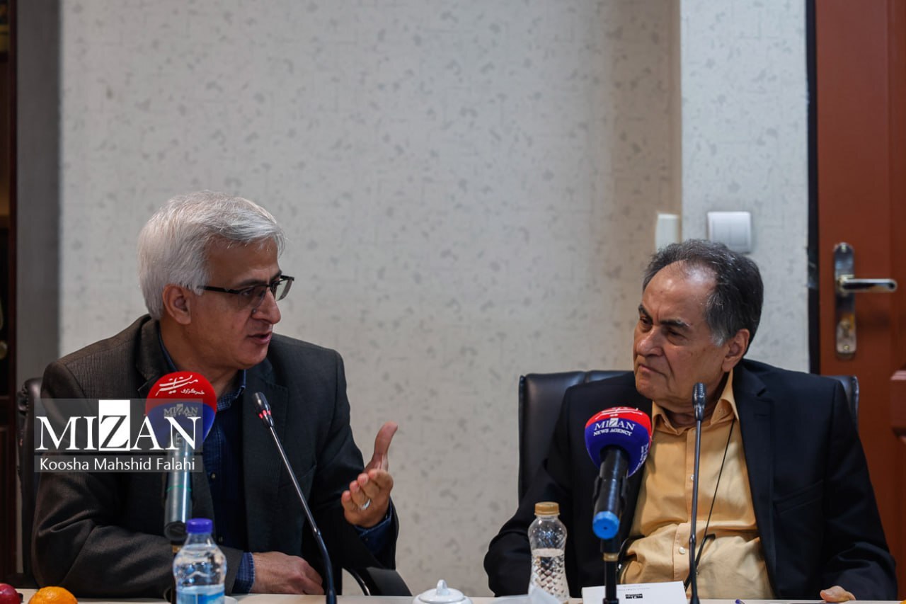 اکنون پیوستن به «کنوانسیون بین‌المللی برن» یک خطر است/ کمبود اطلاعات حقوقی بزرگ‌ترین چالش ناشران است/ شکل‌گیری مافیا تحت لوای برخی مسئولان/ حمایت قانون به مالکیت معنوی با جدیت انجام می‌شود