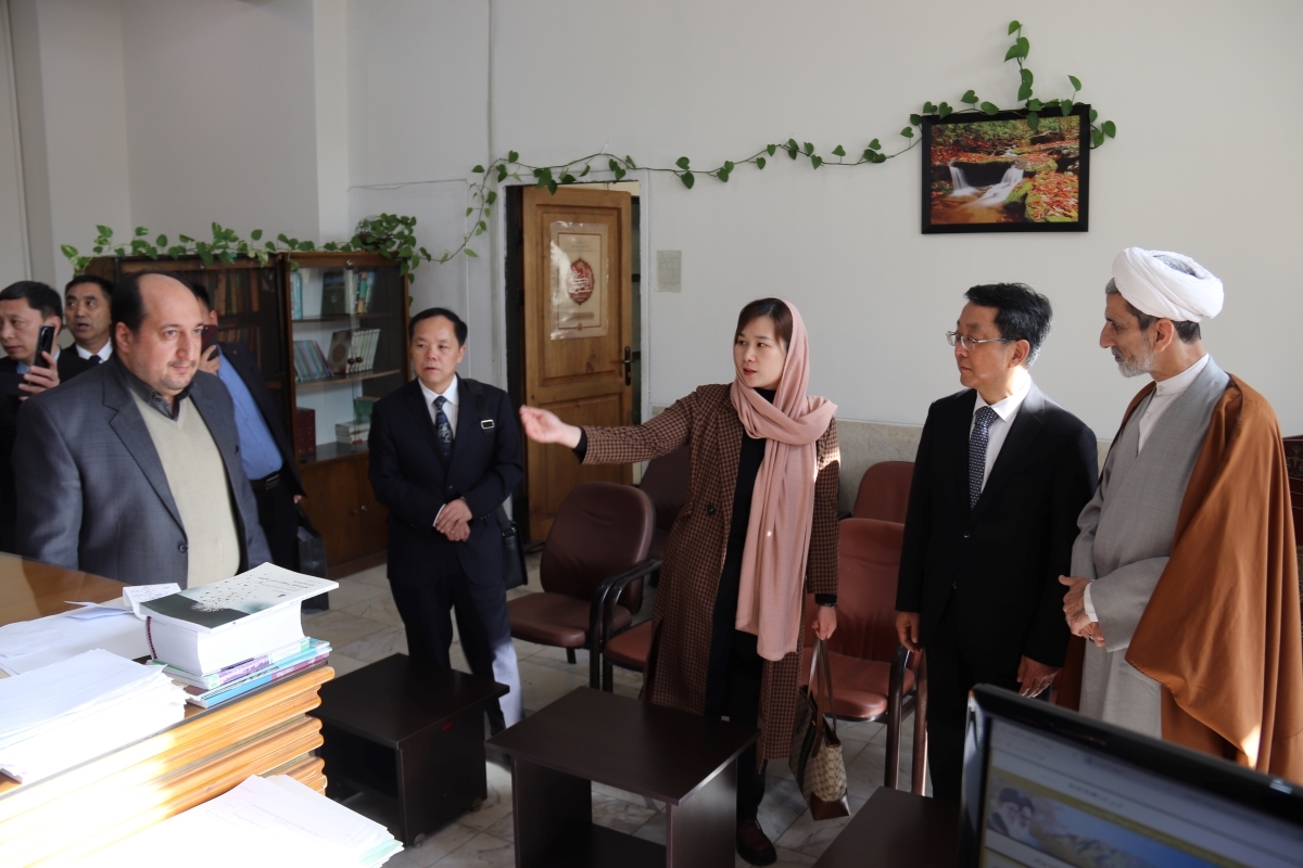 رئیس کل دادگستری اصفهان: همکاری‌های قضایی و حقوقی بین ایران و چین در ارتقای نظام حقوقی و قضایی دو کشور موثر است