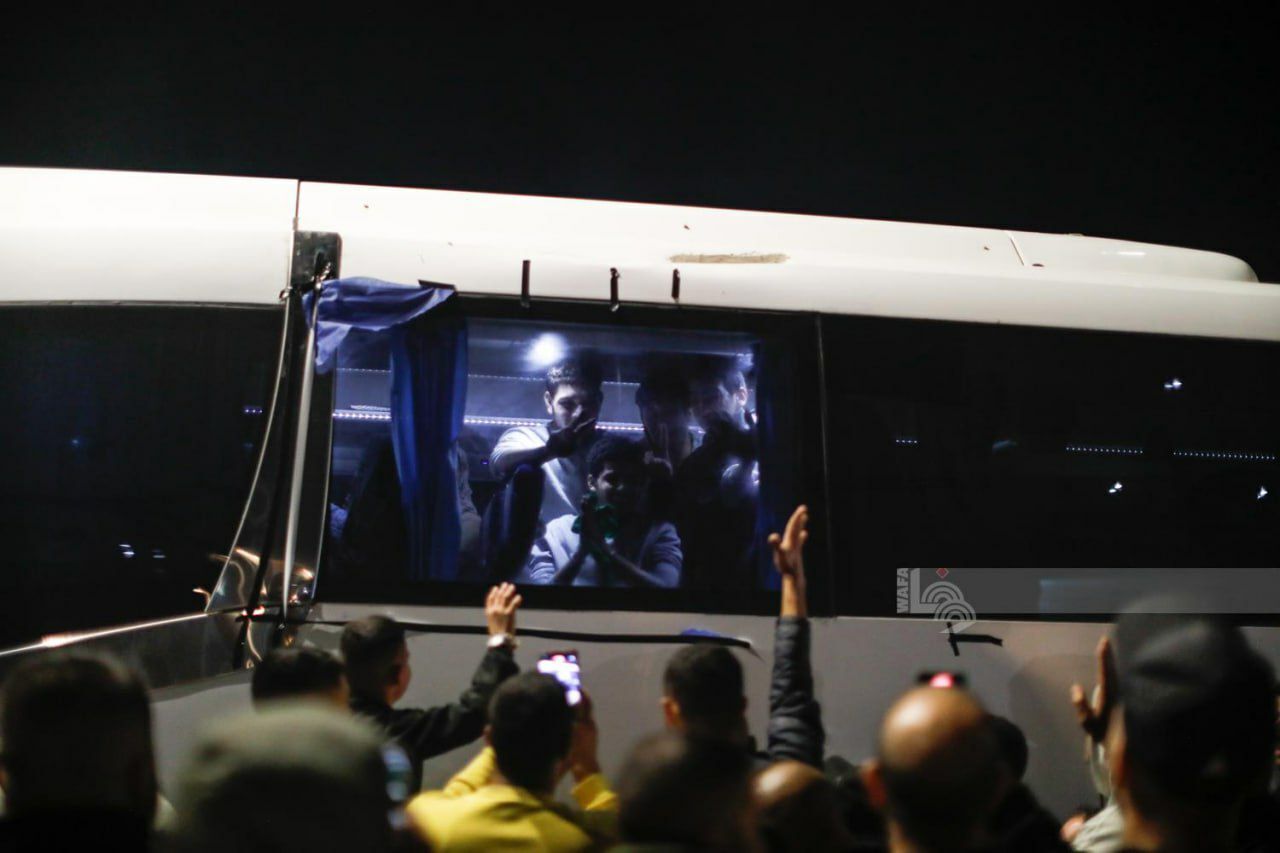 گروه دیگری از زندانی‌ها در دومین روز آتش‌بس موقت تبادل می‌شوند/ افزایش شمار شهدا به بیش از ۲۰ هزار نفر