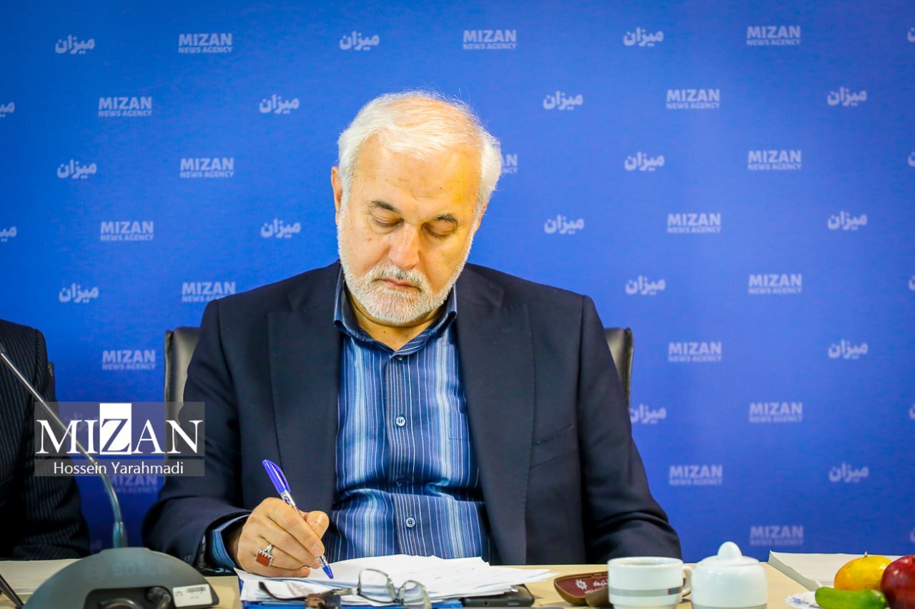 حق مقاومت و دفاع مشروع برای مردم فلسطین؛ رژیم صهیونیستی اشغالگر و ناقض حقوق بشر و کنوانسیونهای بینالمللی است حق مقاومت و دفاع مشروع برای مردم فلسطین؛ رژیم صهیونیستی اشغالگر و ناقض حقوق بشر و کنوانسیونهای بینالمللی است