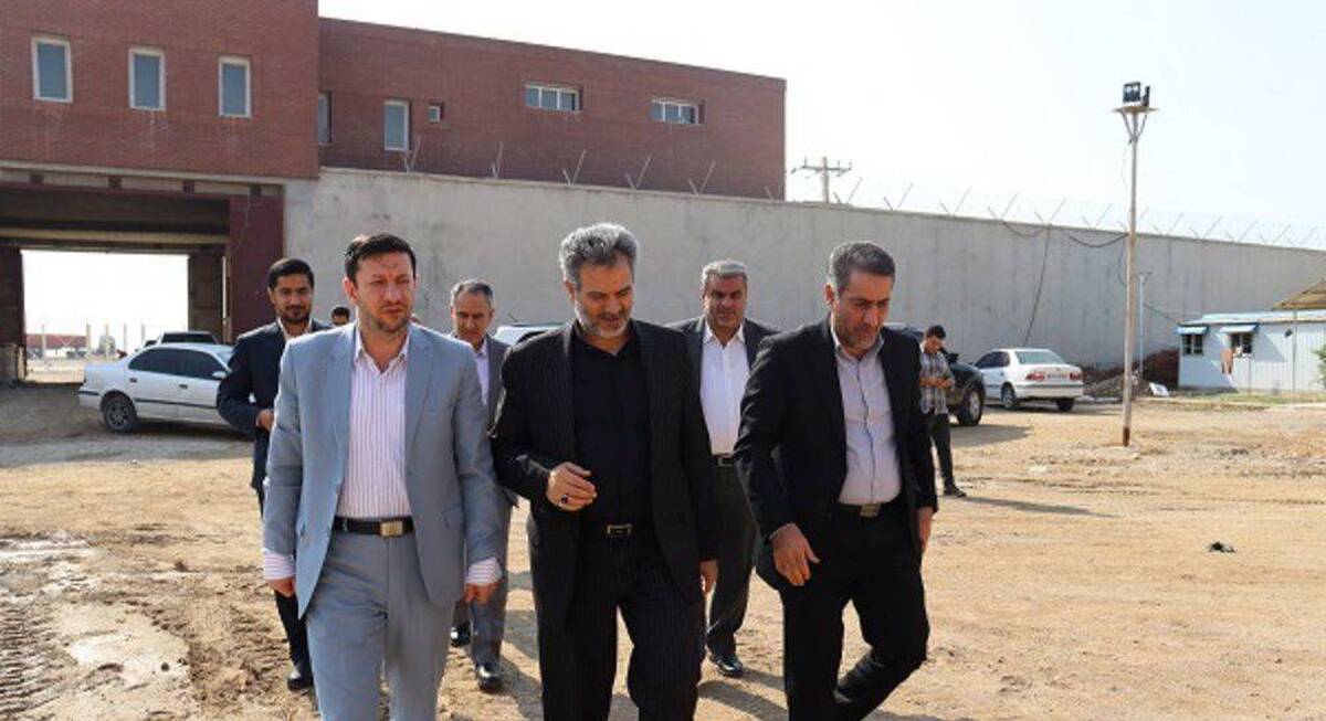 مسئولان استان بوشهر از پروژه درحال ساخت زندان گناوه بازدید کردند