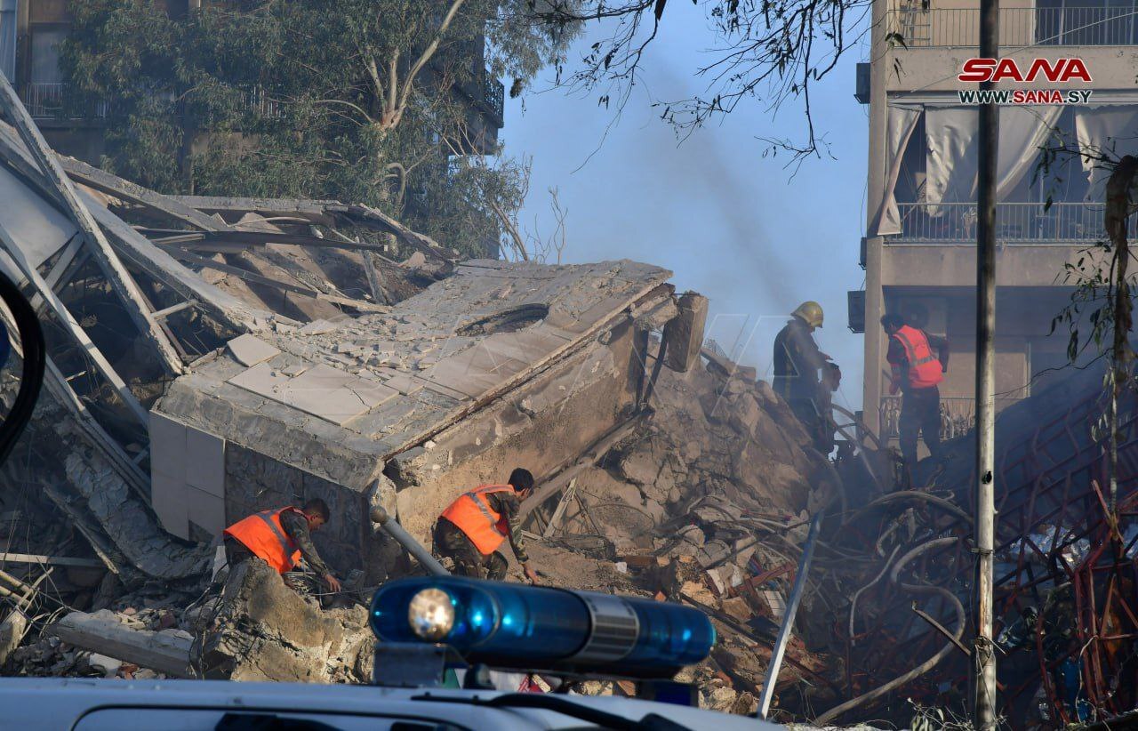 حمله هوایی صهیونیست‌ها به دمشق/ ساختمان جنبی سفارت ایران کاملا تخریب شد