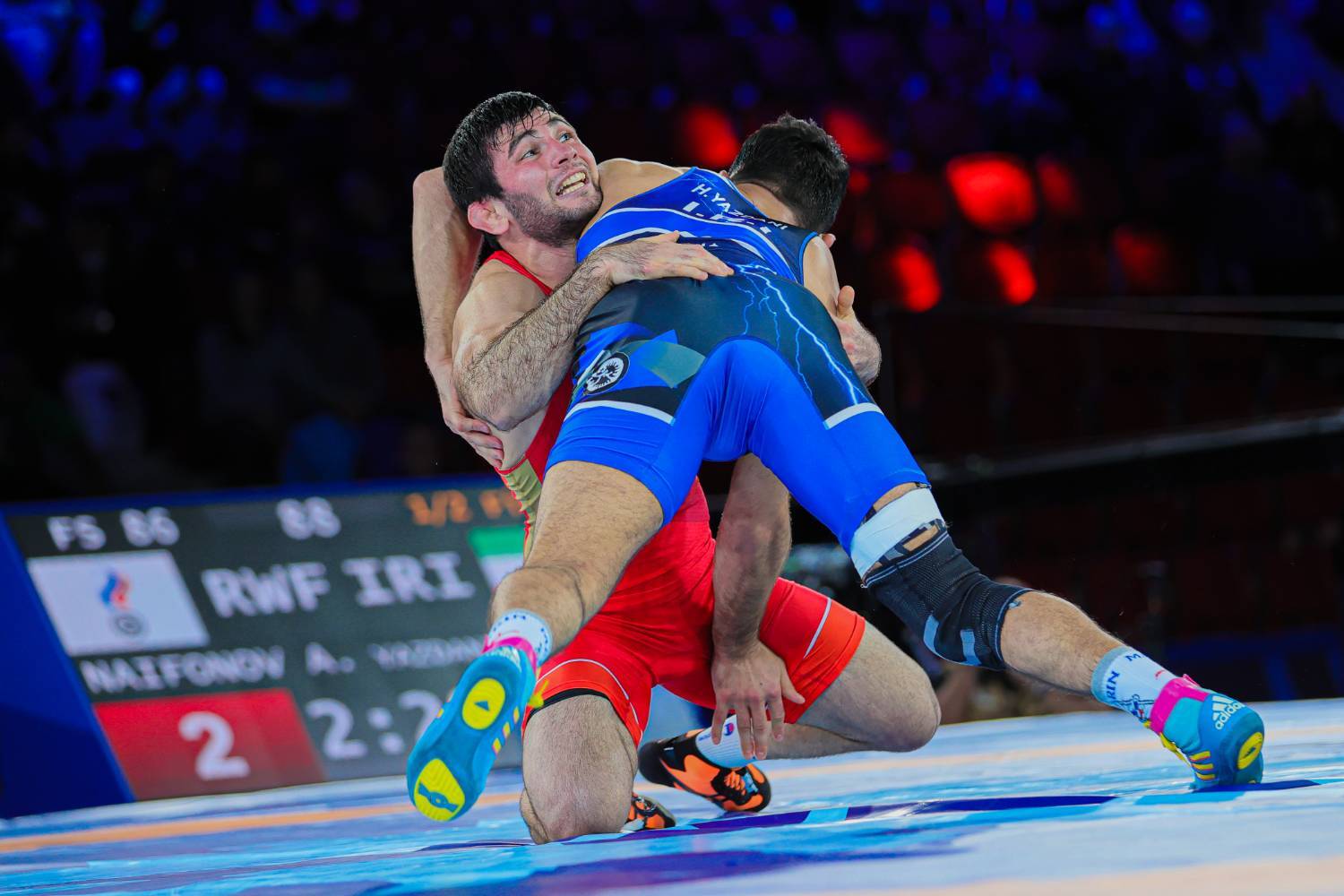 سعدالله‌یف نامدار و جمعی از کشتی‌گیران مدعی به دنبال سهمیه المپیک در باکو