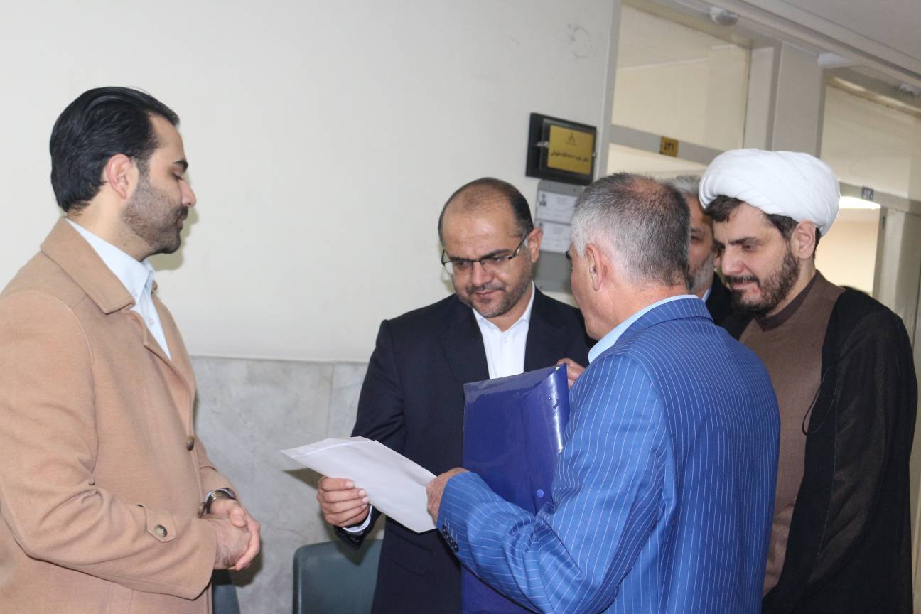 رئیس کل دادگاه‌های عمومی و انقلاب تهران: تعداد پرونده‌های مختومه در شعب دادگاه‌های حقوقی و کیفری ۱۲ درصد رشد داشته است/قضات محاکم تهران به صورت مستمر از زندان‌ها بازدید می‌کنند