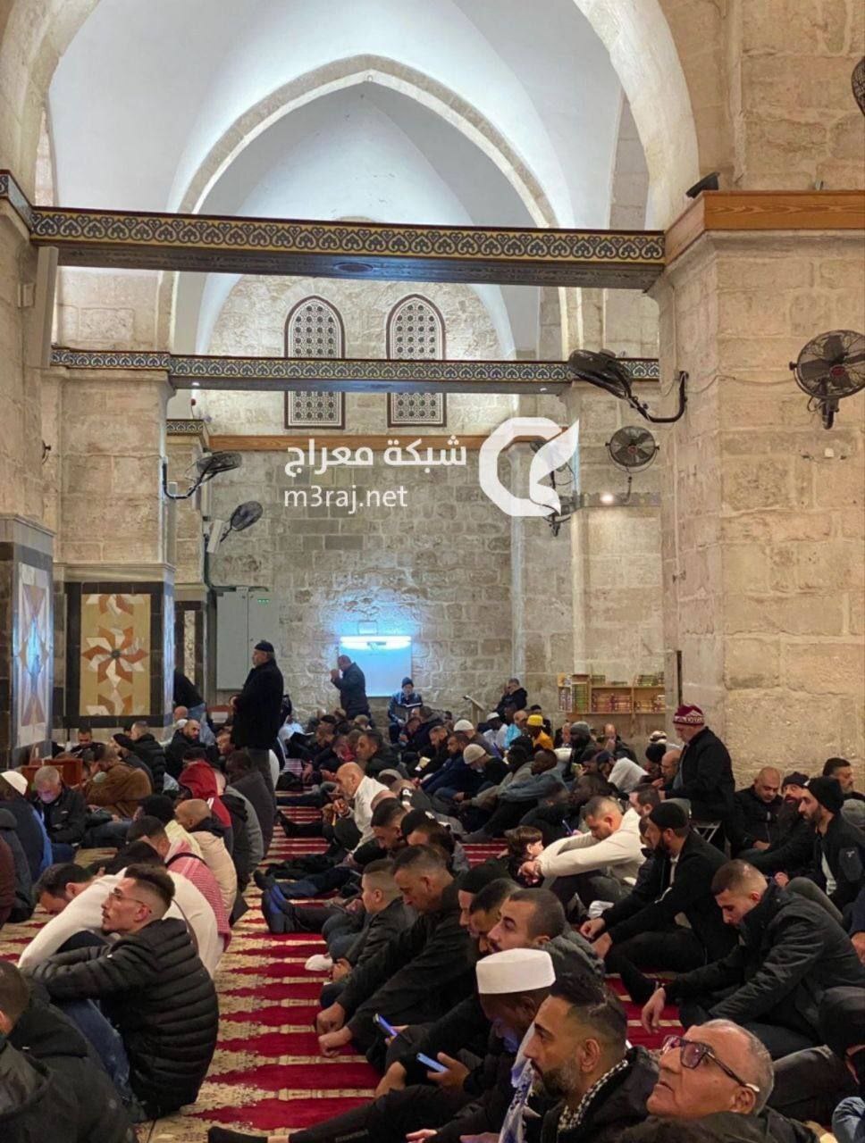 حمله نظامیان صهیونیست به اردوگاه النصیرات/ نماز عید فطر در مسجد الاقصی با حضور پرشکوه فلسطینیان اقامه شد