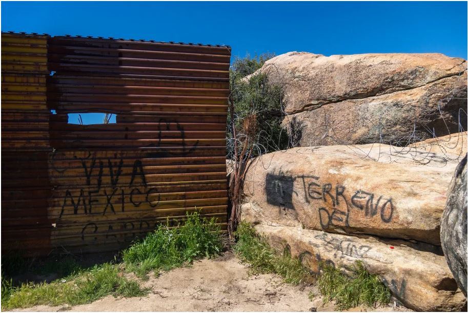 مرز‌های آمریکا و ادامه روند بازداشت پناهجویان/ ۱۳۷ هزار نفر در ماه مارس بازداشت شدند