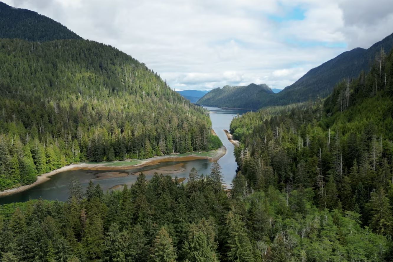 بومیان جزایر هایدا گوای و تسلط دیرینه از سوی کانادا